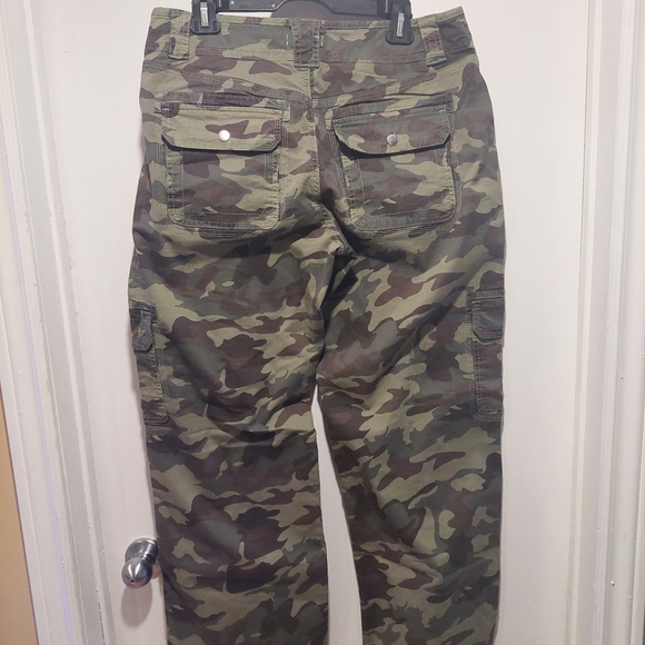 GARAGE Low-Rise Cargo Pants - Picture 4 of 7